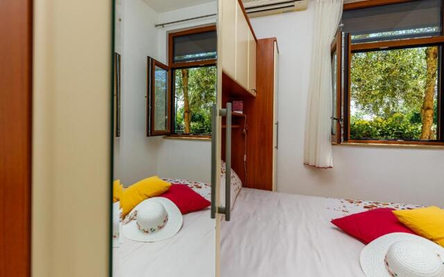 Apartments Kiki 150 METERS TO THE BEACH
