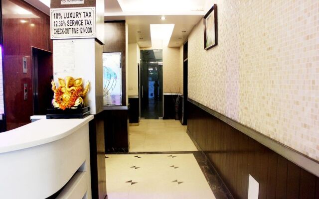 OYO 528 Hotel Neptune Residency