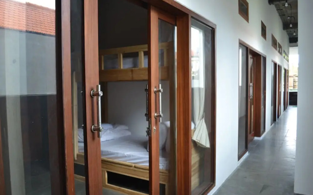 Draper Startup House for Entrepreneurs - Hostel