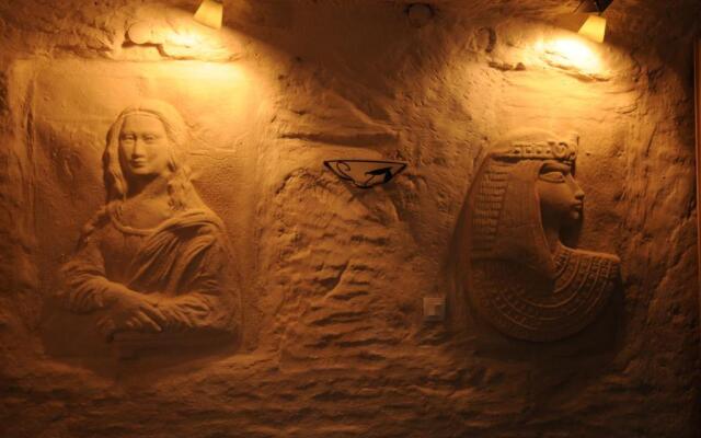 Logis Hotels Troglododo