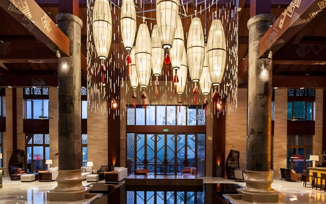 Wuzhishan Yatai Rainforest Resort