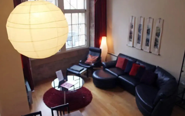 Royal Mile Mansions by Edinburgh City Apartments