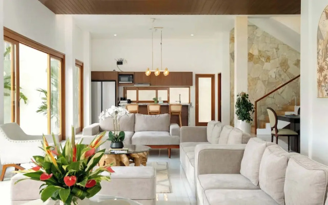 Villa Latima by Villa Finder