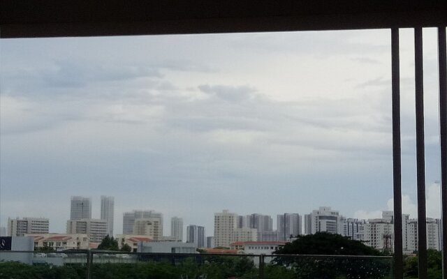 Scenic Valley Apartment