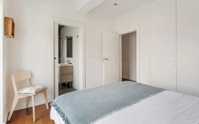 JOIVY Modern flat near Estrela Garden