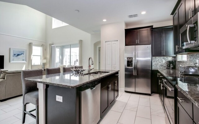 1585tempo 5 Bedroom Home by RedAwning