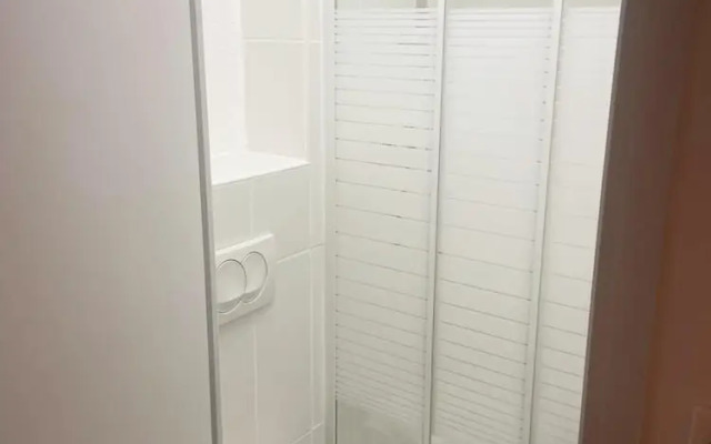 Lemon Hotel Plan de Campagne Marseille