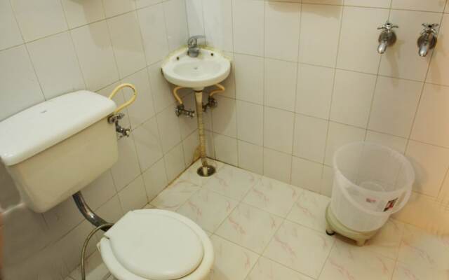 OYO 5853 Hotel Shingar Regency