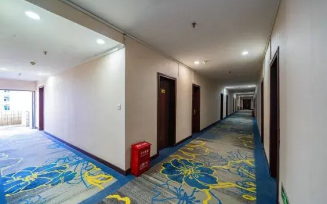 Nan'an Furong Hotel (Guoguang High School Meishan Bus Station)