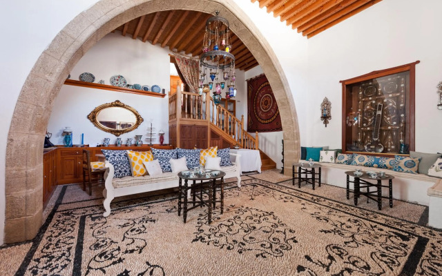 Melenos Art Boutique Hotel