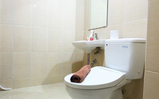 Warm and Homey Studio at The Oasis Cikarang Apartment By Travelio