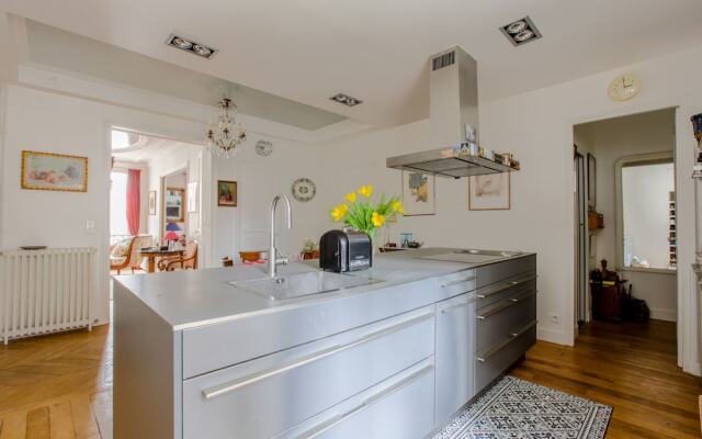 Charming appart- Vaugirard by Weekome