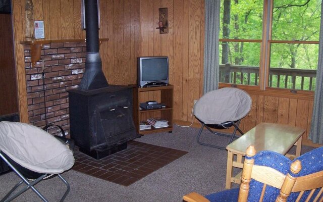 Cabin Creekwood