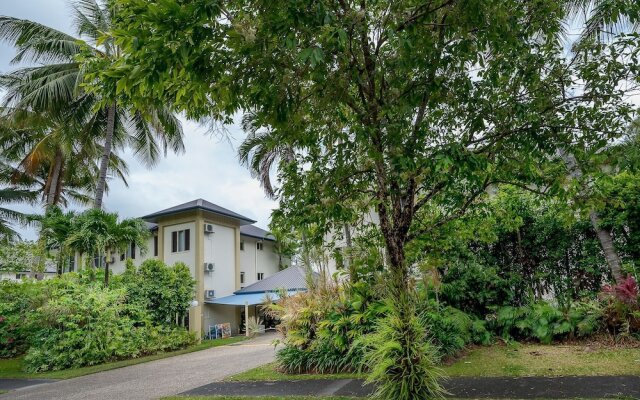 18 Central Plaza Port Douglas