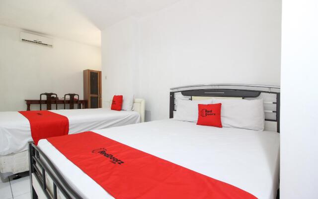 RedDoorz near RS Sarjito Yogyakarta 2