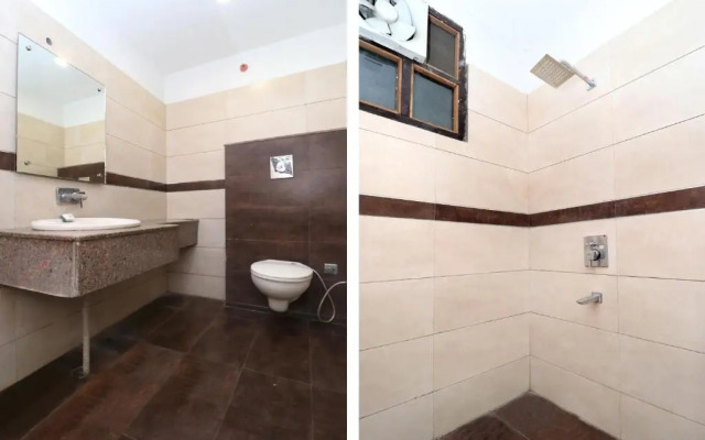 Hotel Bombay Regency by OYO Rooms