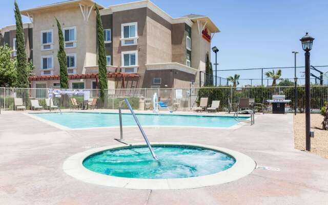 Hawthorn Suites by Wyndham Victorville