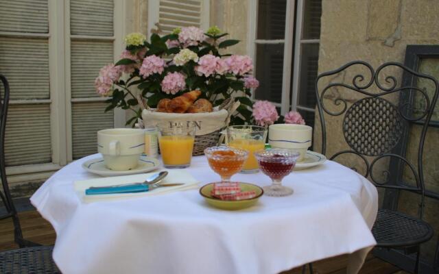 Une Chambre en Ville