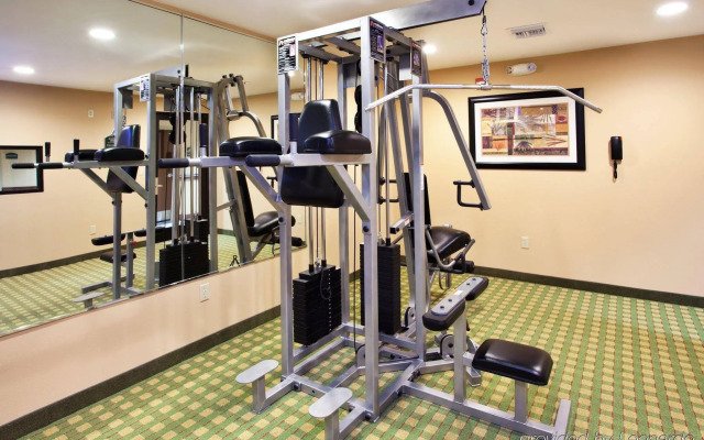 Holiday Inn Express & Suites Ocean Springs by IHG