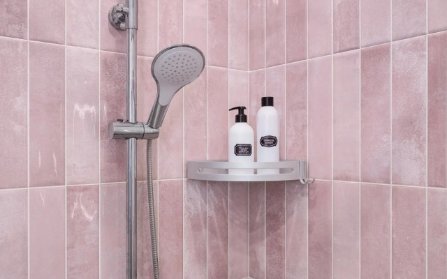 Апартаменты APARTS FROM LEXI (АПАРТС ФРОМ ЛЕКСИ) на улице Уральская