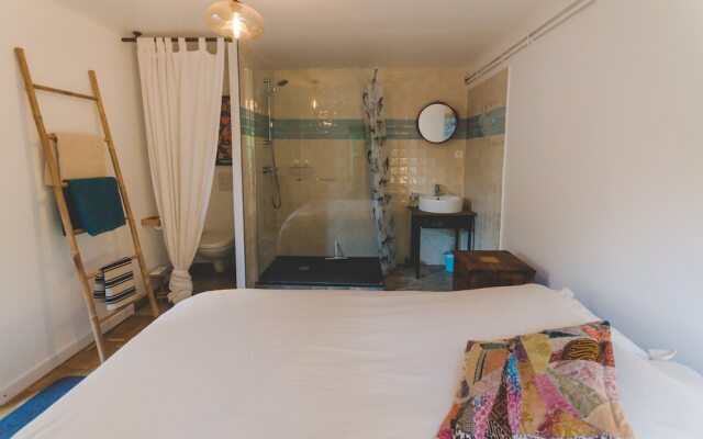 Joyu Surf Shack