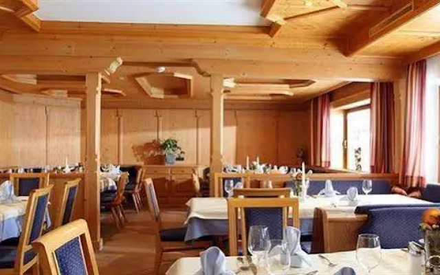 Hotel Taxacher