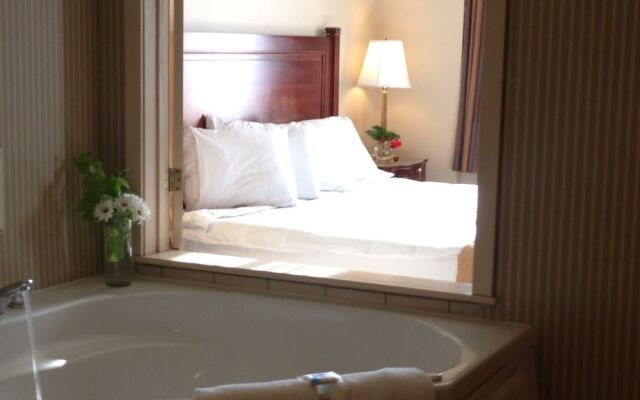 The Abraham Lincoln Hotel - A Historic Hotel of America