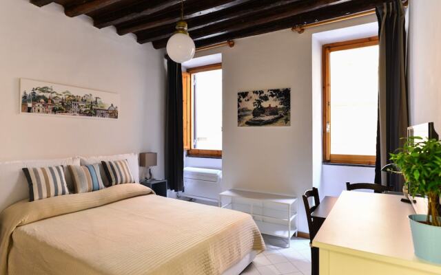 Spanish Steps Cozy Studio