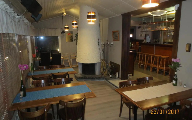 Huoneistohotelli Jokikeskus