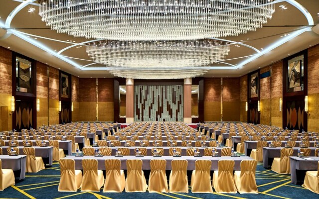 Tianjin Crown International Apartments