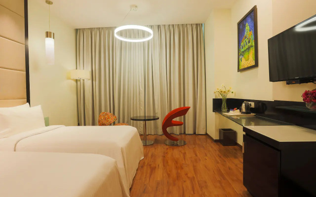 E Hotel