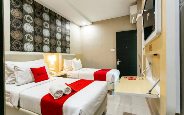 RedDoorz @ Jl. A. Yani Solo