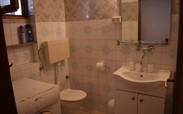 Apartments Kolinda