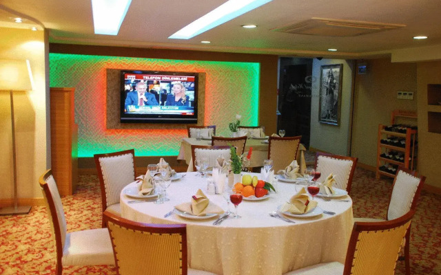 Emir Royal Hotel