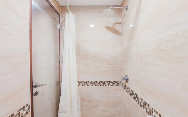 Cozy And Relaxing Studio Apartment B Residence