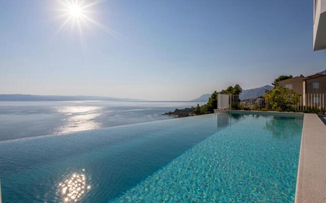 Villa Monachus 1