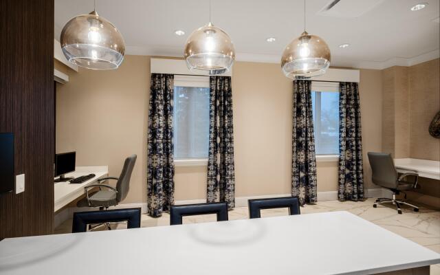 Crowne Plaza Albany - The Desmond Hotel by IHG