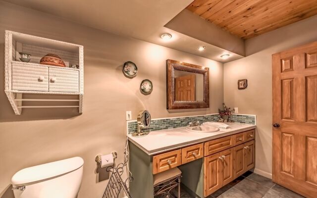 Paradise on the River by Vtrips