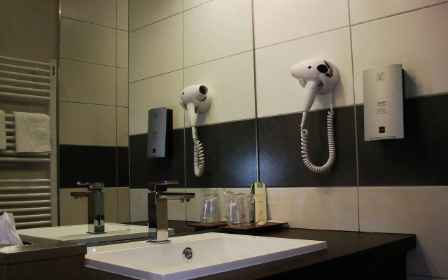 Eliotel
