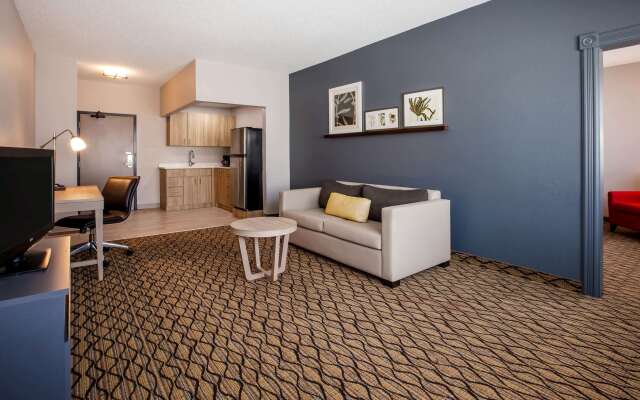 Days Inn & Suites by Wyndham Rochester Hills MI