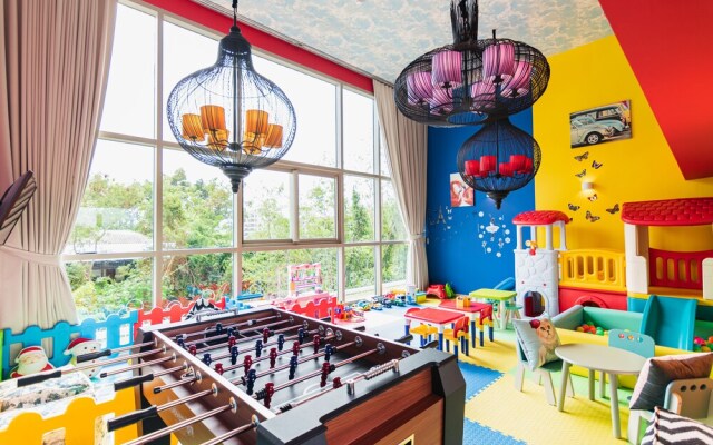 The Riviera Jomtien by Pattaya Holiday