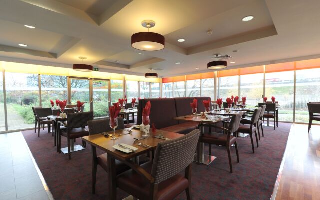 Park Inn by Radisson Birmingham Walsall M6 J9