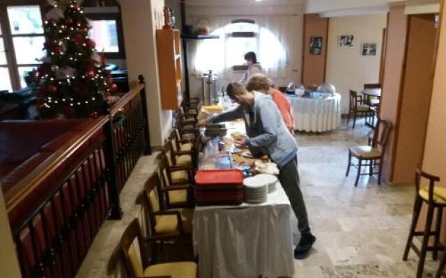 Zorbas Hotel