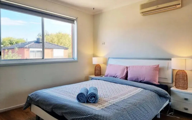 Rosie House - Spacious Comfortable Home