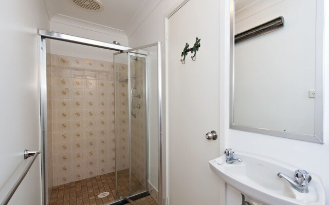 Beach House, 5 Gretel Close