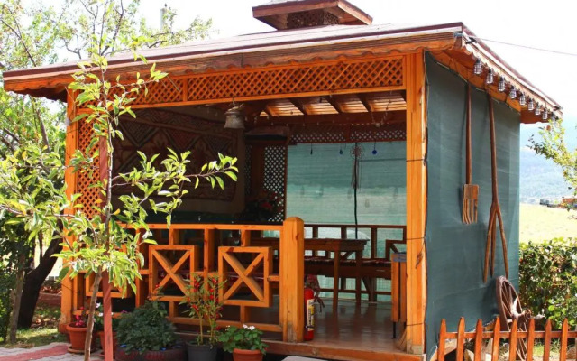 Sahan Apart ve Bungalov