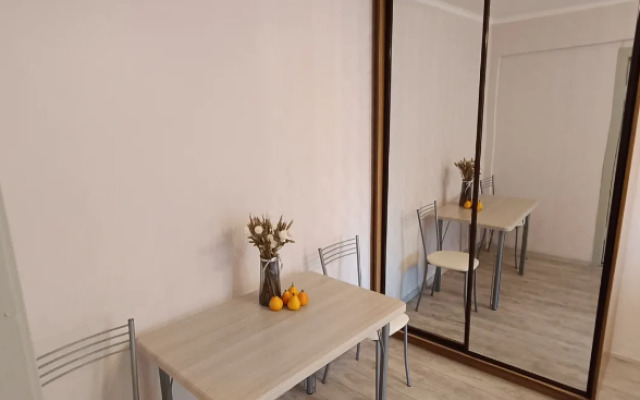 Апартаменты на улице Матросова 12