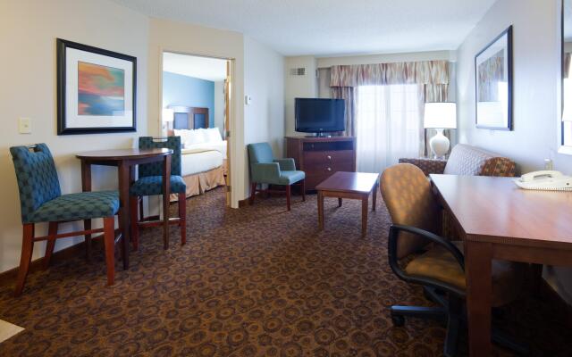 Holiday Inn Express Hotel & Suites St. Cloud, an IHG Hotel