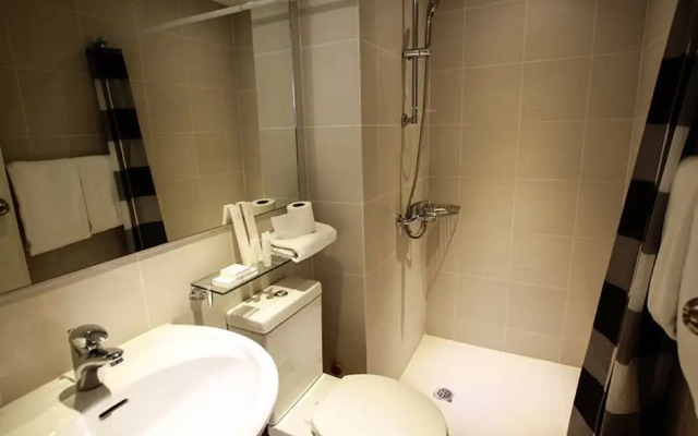 Azure Urban Resort Residences