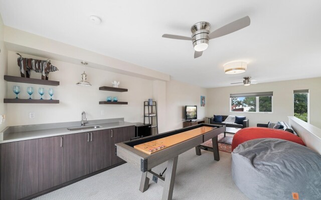 Townhome near RiNo with Rooftop Patio